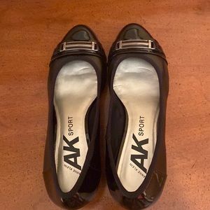 Anne Klein Sport Black Flats size 9.5